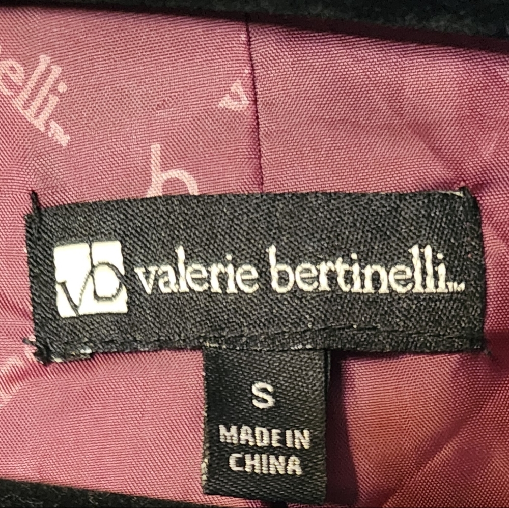 Women's Burgundy Belted Jacket‎ - Picture 2 of 7